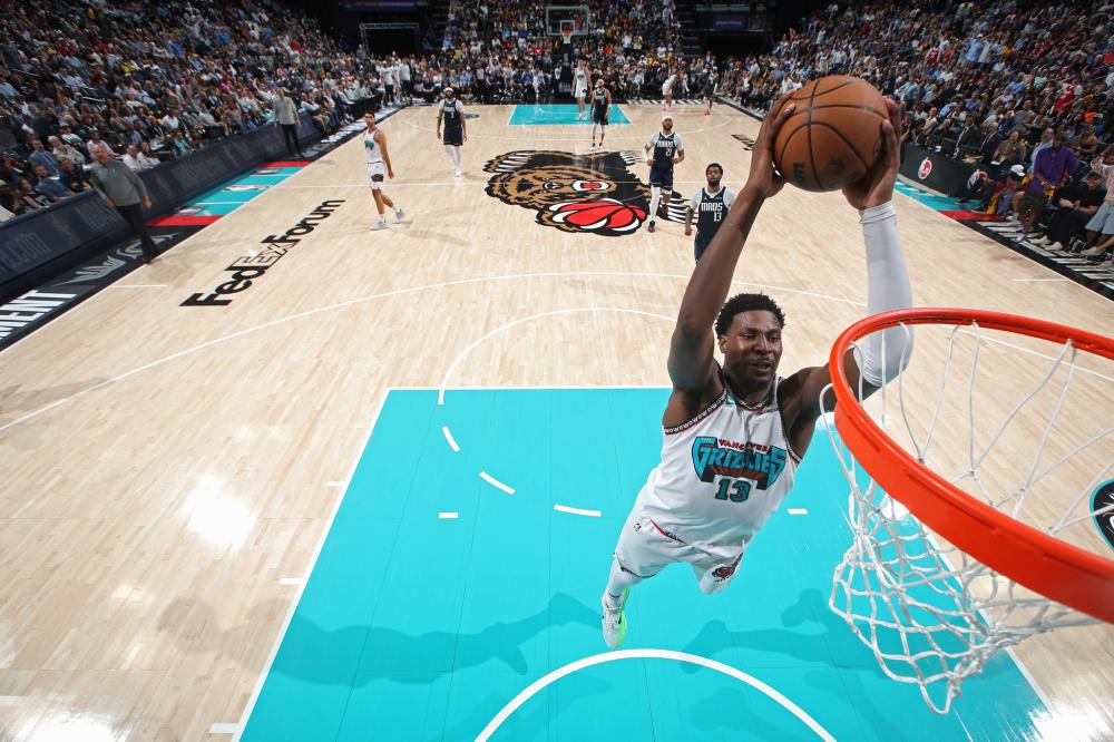 着维持球队 着维持球队