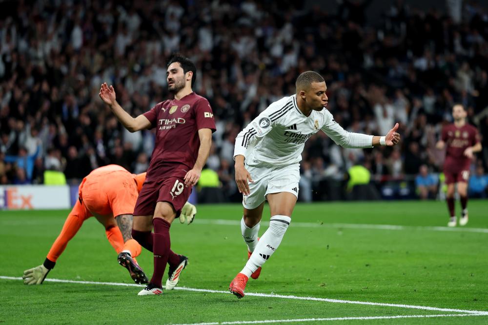 乔治逐渐从 乔治逐渐从